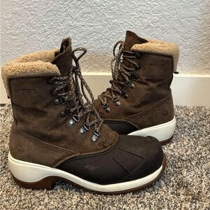 Women’s Wolverine winter boots